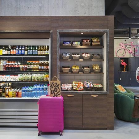 Moxy Lausanne City Zewnętrze zdjęcie