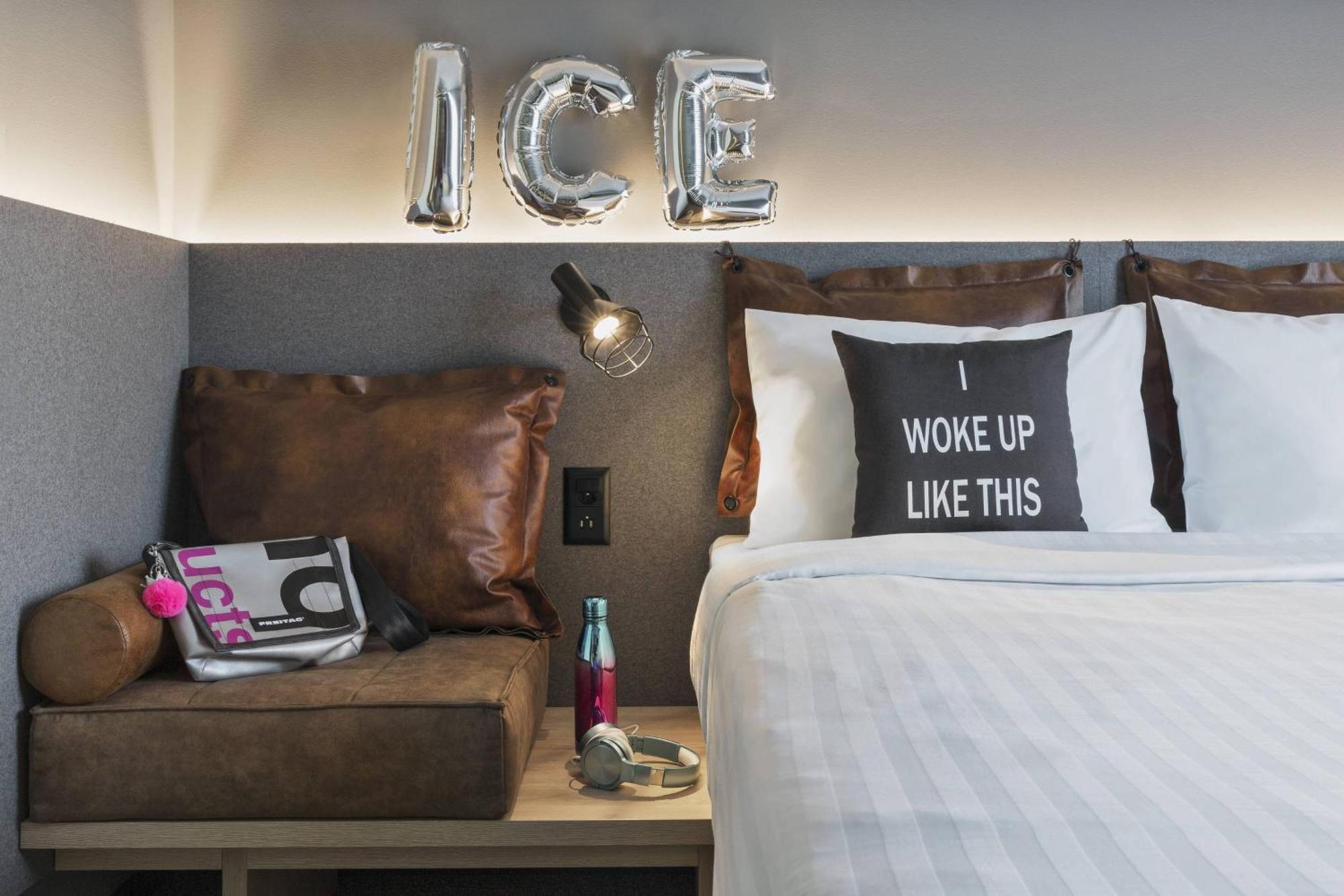 Moxy Lausanne City Zewnętrze zdjęcie